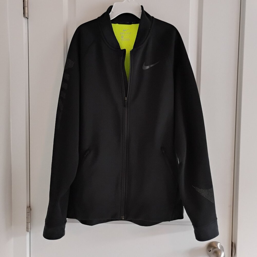 Nike Women's Dri-Fit Black Jacket Size L